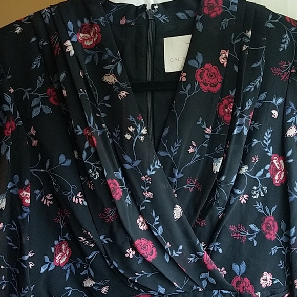 NWOT Gal Meets Glam Floral Black Cherry Midi Dress - Picture 4 of 14
